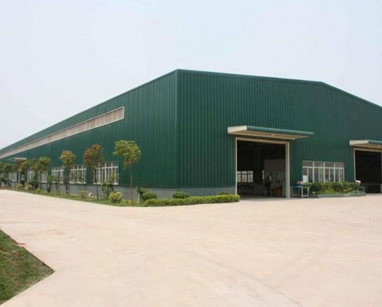 绿色钢结构仓库