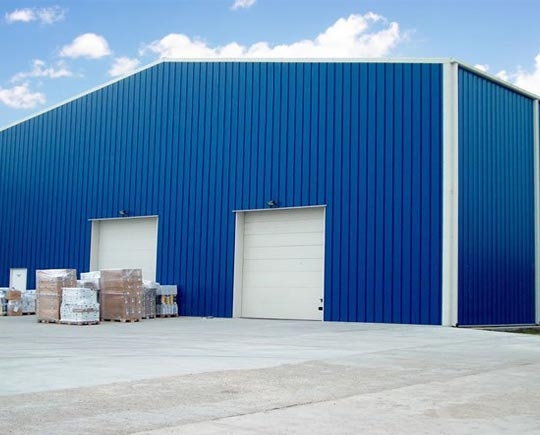 蓝色钢结构仓库